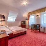 Zlaty Orel 4*