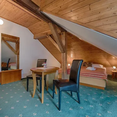 Hotell Zlaty Orel Ostravice