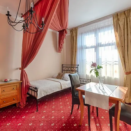 Zlatý Orel Hotel