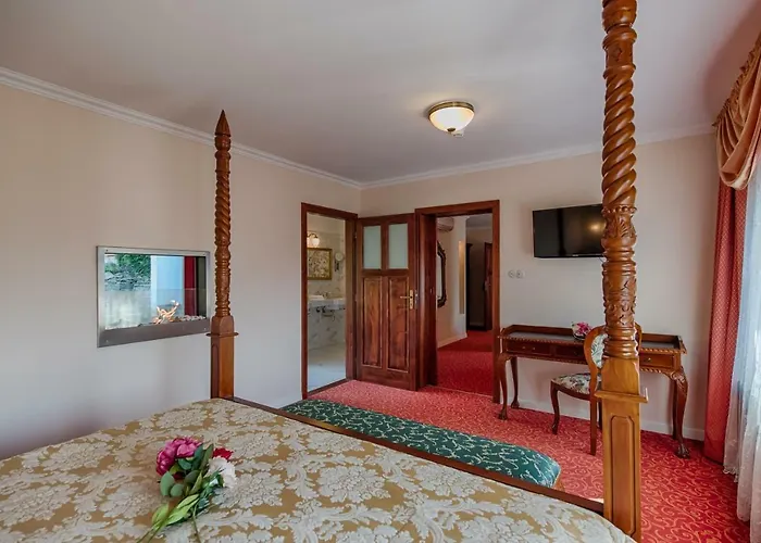 Zlaty Orel 4*
