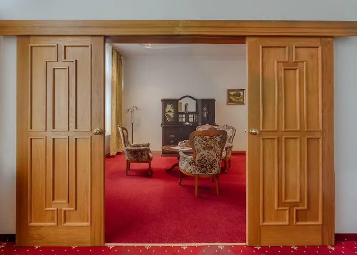 Hotell Zlaty Orel 4*